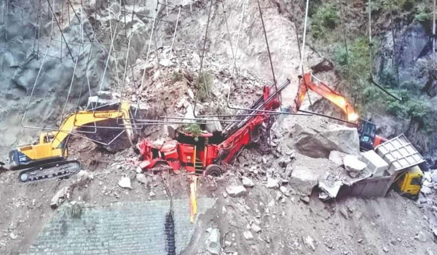 Ramban tunnel collapse: Rescue operation to search missing labourers resumes